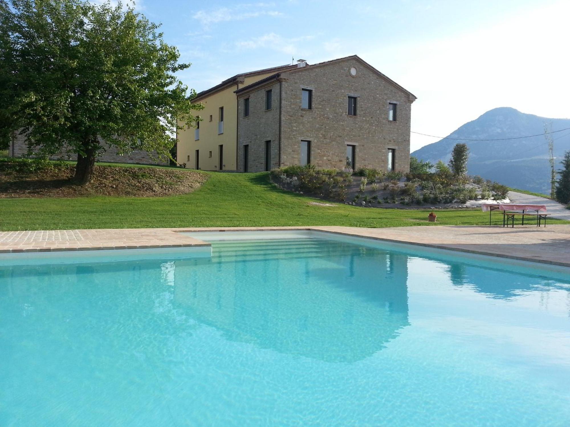Amico Country House Serra San Quirico Екстериор снимка