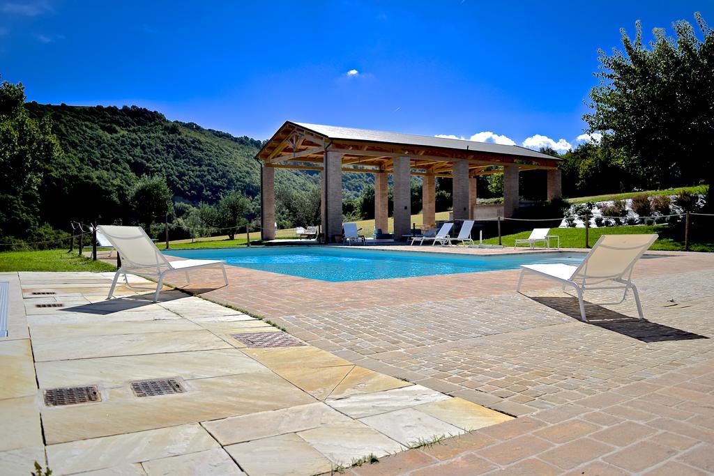 Amico Country House Serra San Quirico Екстериор снимка