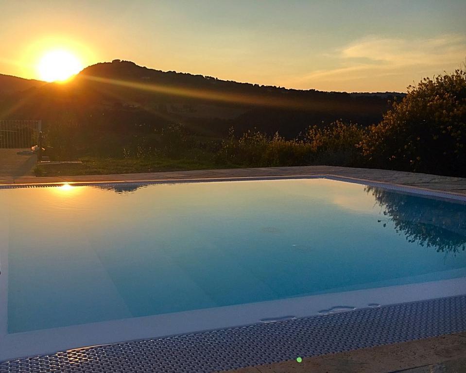 Amico Country House Serra San Quirico Екстериор снимка