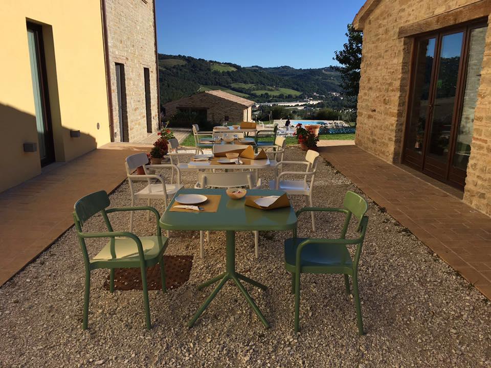 Amico Country House Serra San Quirico Екстериор снимка