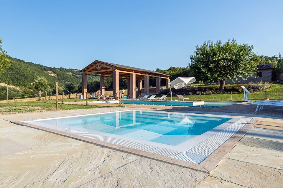 Amico Country House Serra San Quirico Екстериор снимка