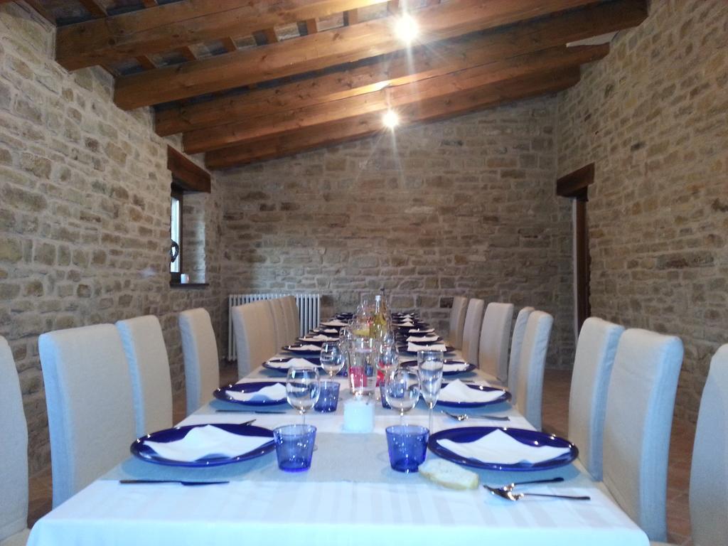Amico Country House Serra San Quirico Екстериор снимка