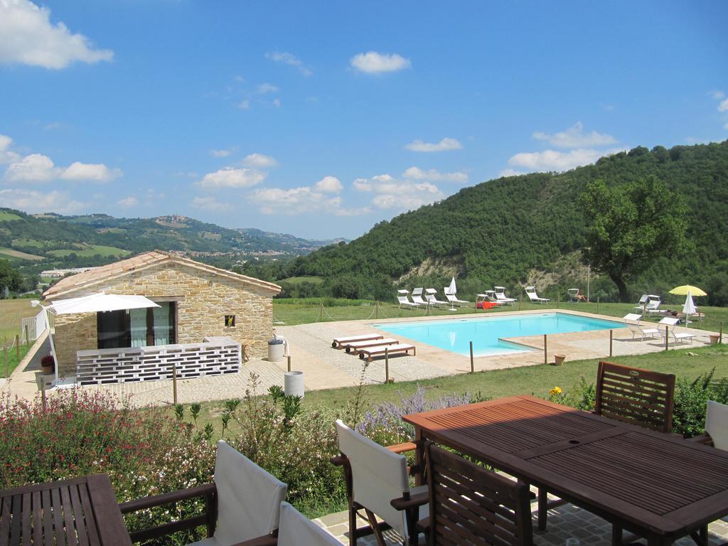 Amico Country House Serra San Quirico Екстериор снимка