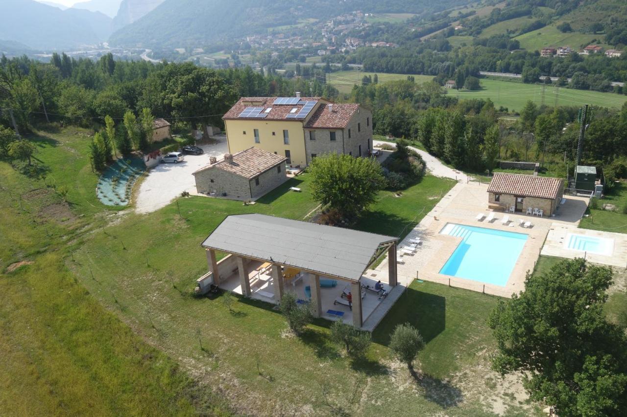 Amico Country House Serra San Quirico Екстериор снимка